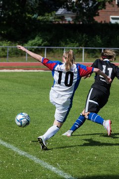 Bild 135 - wBJ SV Henstedt Ulzburg - Hamburger SV : Ergebnis: 0:2